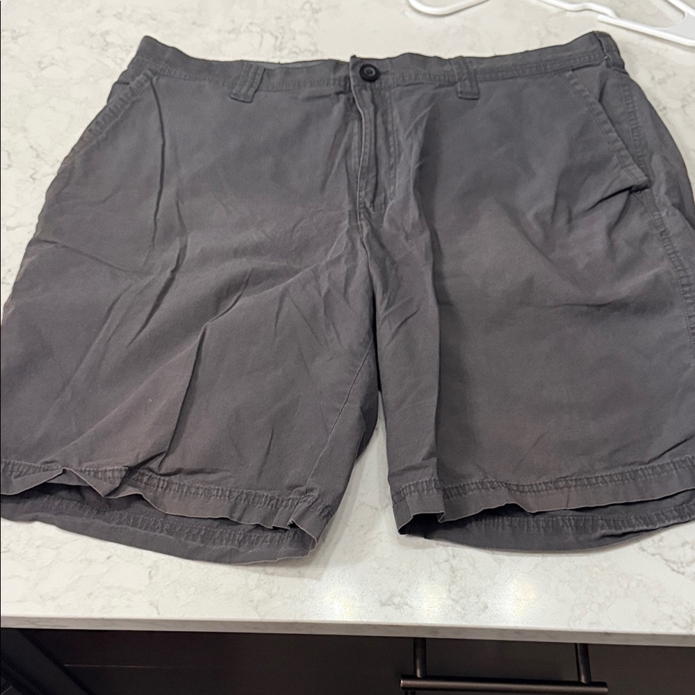 Columbia Men's Charcoal Flat Front Shorts